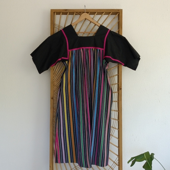 Vintage 1970's Krist Gudnasun Kaftan Mumu Housedress Retro Tropical Ribbon Dress - Picture 8 of 11